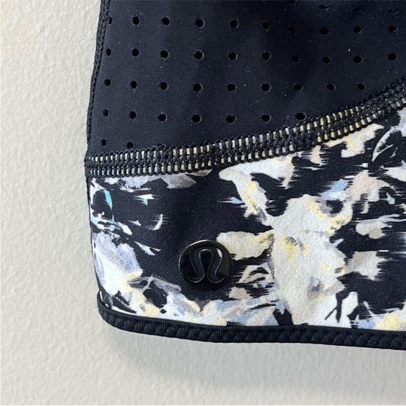 Lululemon Salty Swim Rashie Crosscourt Petal Black Clarity Yellow / Black - Picture 12 of 13